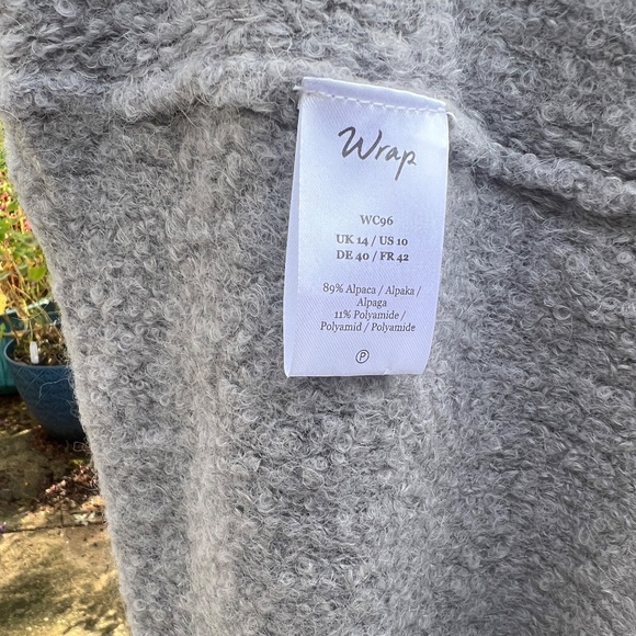 Wrap London NWOT Alpaca ¾ sleeve, jewel neck collar sweater, Gray - Picture 5 of 5